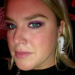 Meet your Posher, Anne